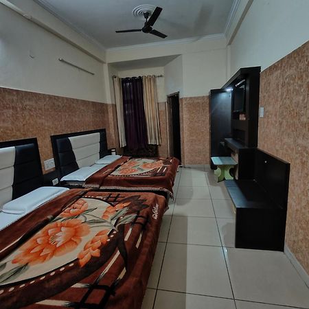 Aashirwad Hotel 格德拉 外观 照片