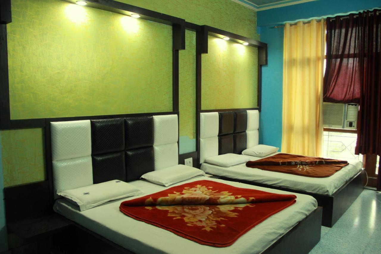 Aashirwad Hotel 格德拉 外观 照片