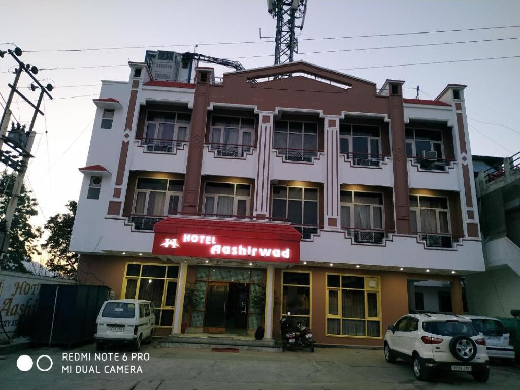 Aashirwad Hotel 格德拉 外观 照片